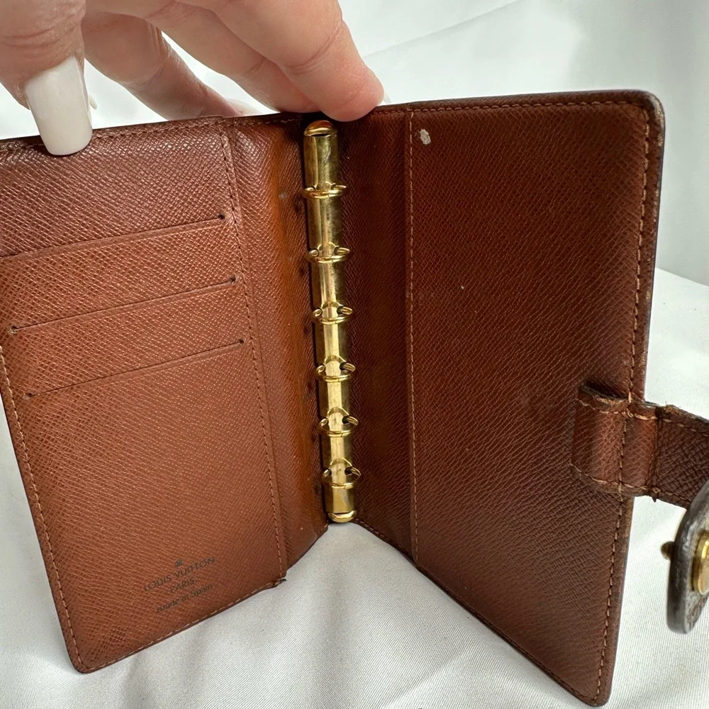 Louis Vuitton Monogram Couverture Passport Pocket Agenda Wallet - Picture 10 of 15